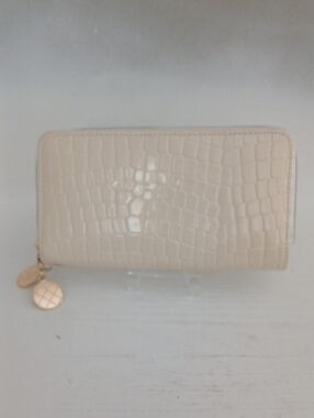 Croc-Embossed Zip Wallet in Cream